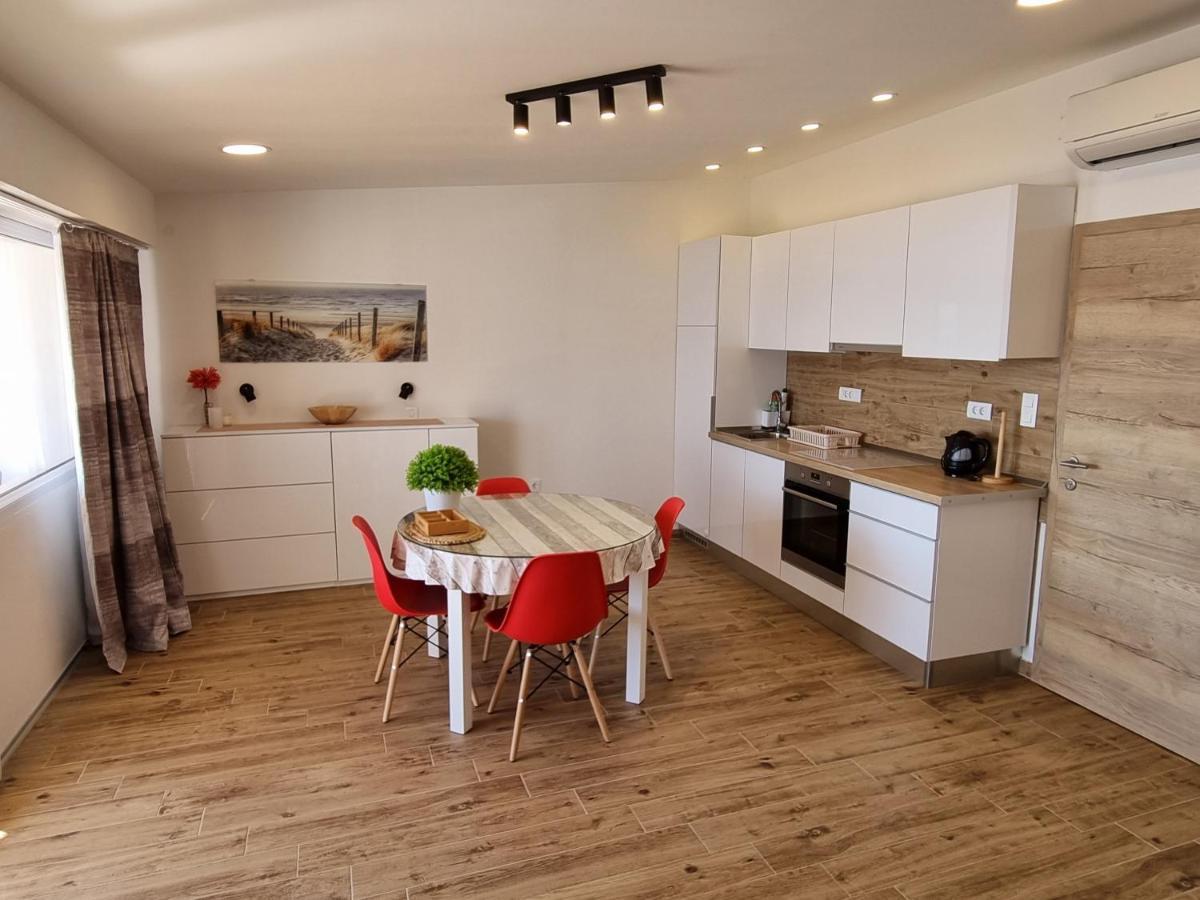 ברלה Apartments Sky מראה חיצוני תמונה